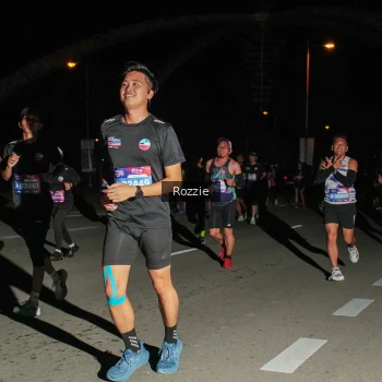 Runner Photo 4162972