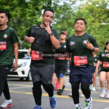 Runner Photo 4162987