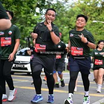 Runner Photo 4162989
