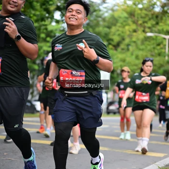 Runner Photo 4162992