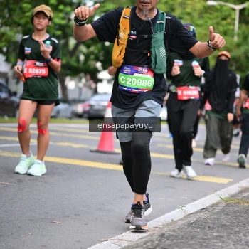 Runner Photo 4163007