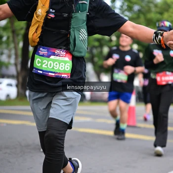 Runner Photo 4163009