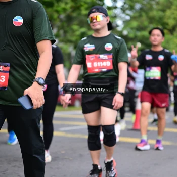 Runner Photo 4163018