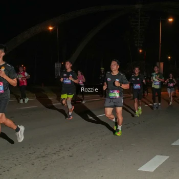 Runner Photo 4163024