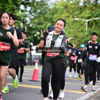 Runner Photo 4163043