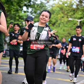 Runner Photo 4163045