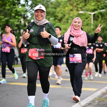 Runner Photo 4163065