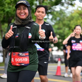 Runner Photo 4163073