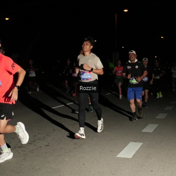Runner Photo 4163075