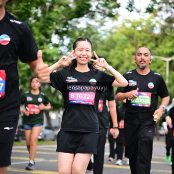 Runner Photo 4163092