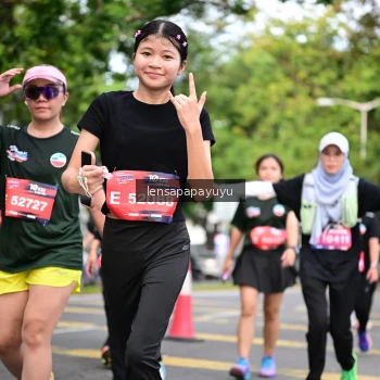 Runner Photo 4163104