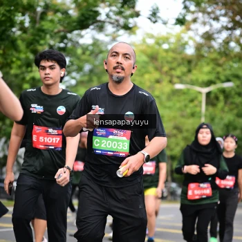 Runner Photo 4163105