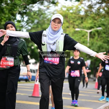 Runner Photo 4163116