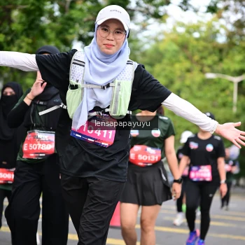 Runner Photo 4163118