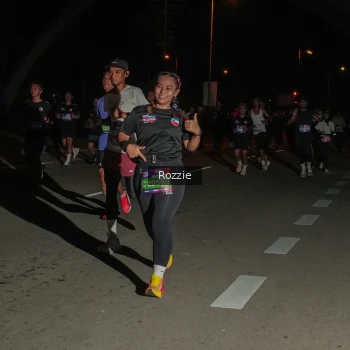 Runner Photo 4163133