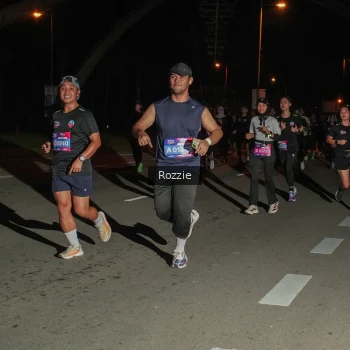 Runner Photo 4163166