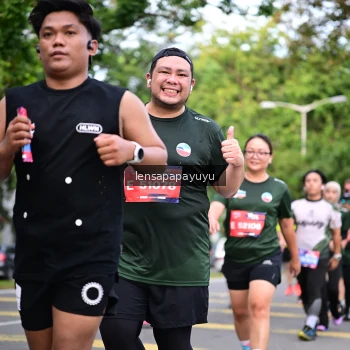 Runner Photo 4163173
