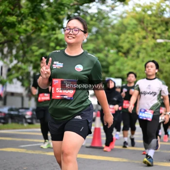 Runner Photo 4163184