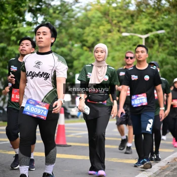 Runner Photo 4163201