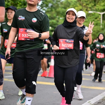 Runner Photo 4163225
