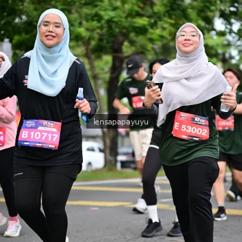 Runner Photo 4163246