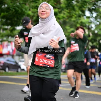 Runner Photo 4163253