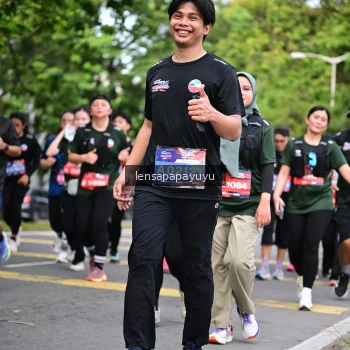 Runner Photo 4163256