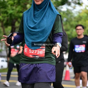 Runner Photo 4163306