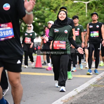 Runner Photo 4163331