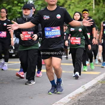 Runner Photo 4163336