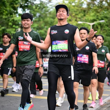 Runner Photo 4163339