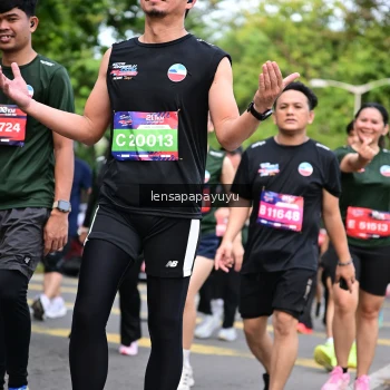 Runner Photo 4163346