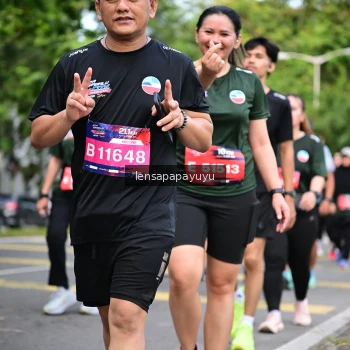Runner Photo 4163352