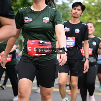 Runner Photo 4163353