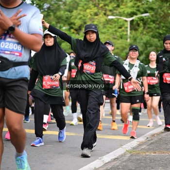 Runner Photo 4163360