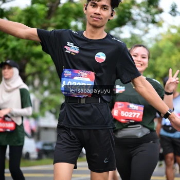 Runner Photo 4163363