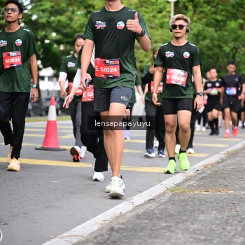 Runner Photo 4163381