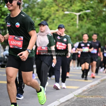 Runner Photo 4163392