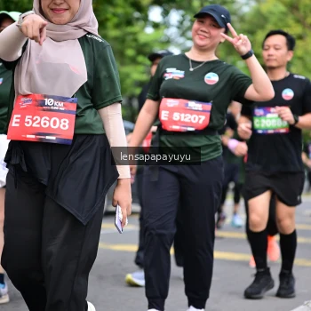 Runner Photo 4163398