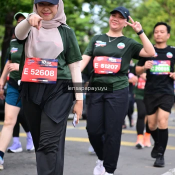 Runner Photo 4163399