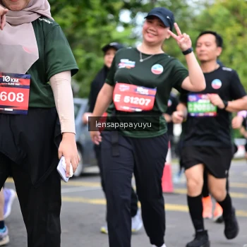 Runner Photo 4163402