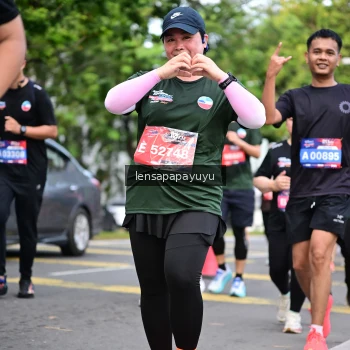 Runner Photo 4163408