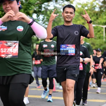 Runner Photo 4163412