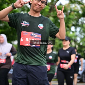 Runner Photo 4163418
