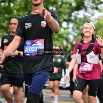 Runner Photo 4163426