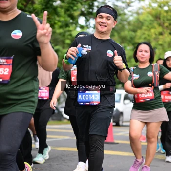 Runner Photo 4163435