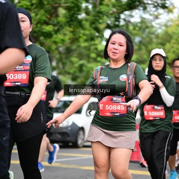 Runner Photo 4163443