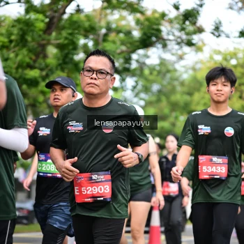 Runner Photo 4163447