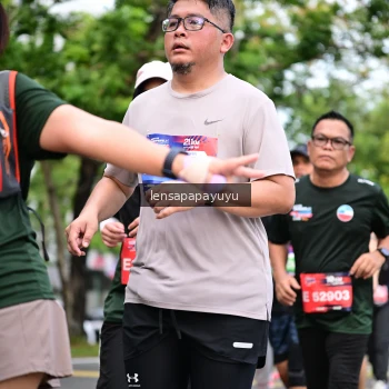 Runner Photo 4163448