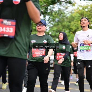Runner Photo 4163456